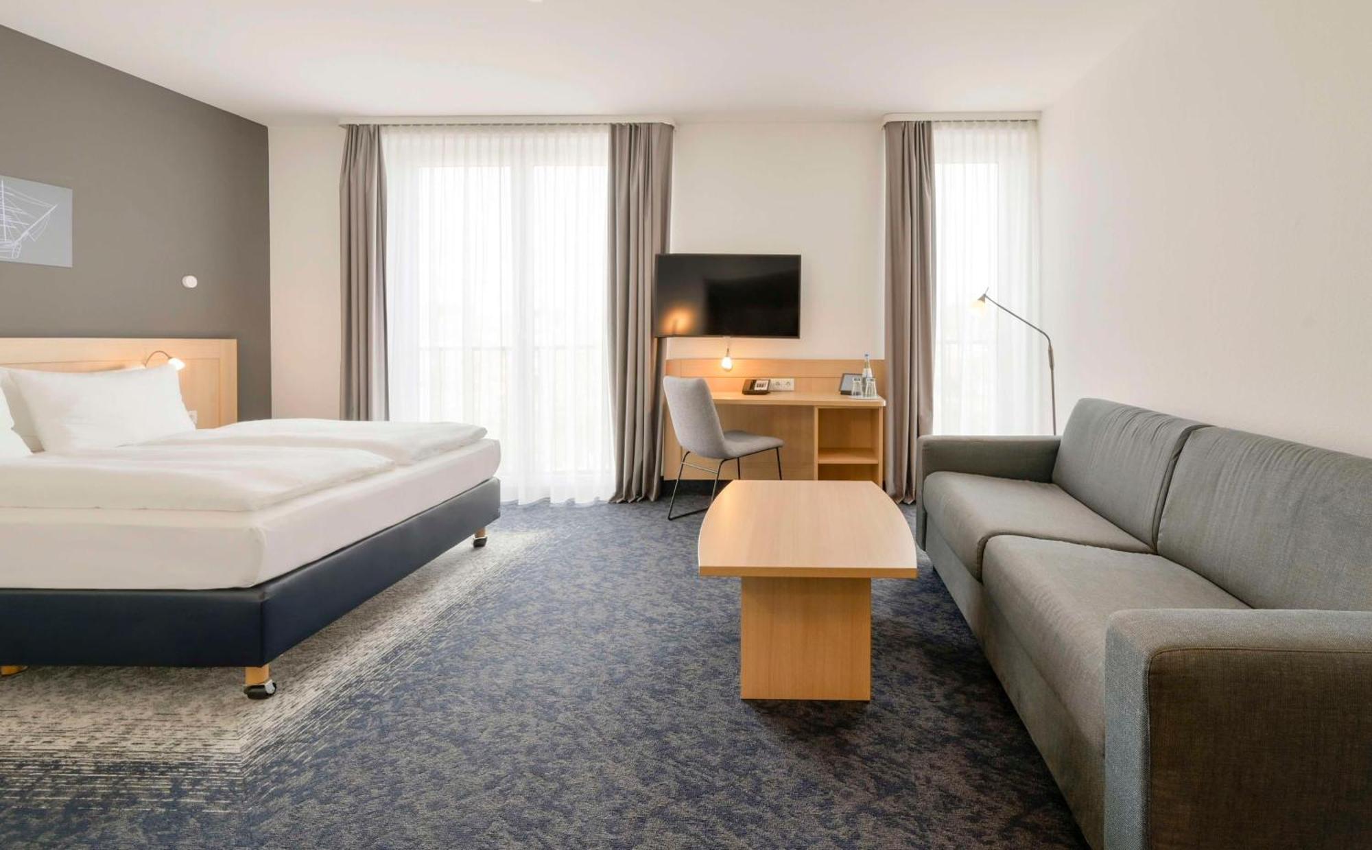 Best Western Plus Hotel Papenburg Exterior photo